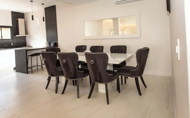 Luxury House Villa Devoto