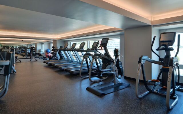 Loews Hollywood Hotel