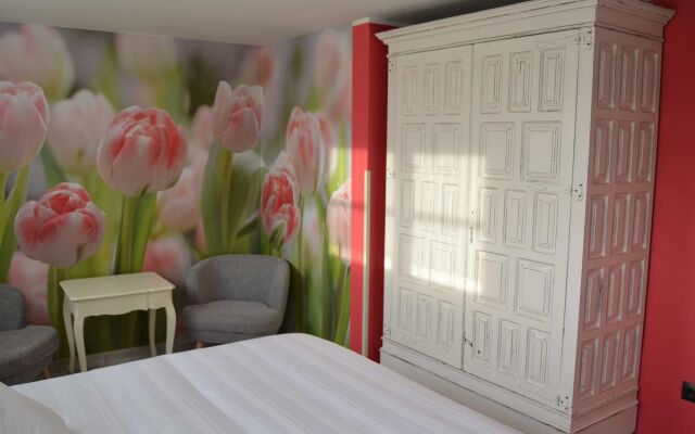 Suites con Jacuzzi Santillana