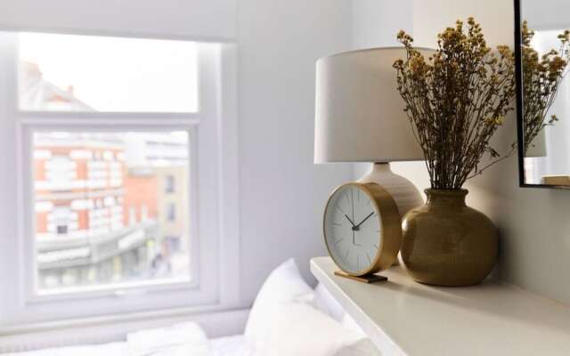 The Hammersmith Escape - Alluring 5bdr Flat