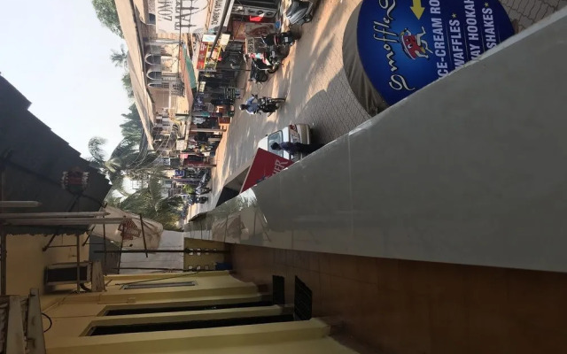 Oyo 26605 Bharat Guest House