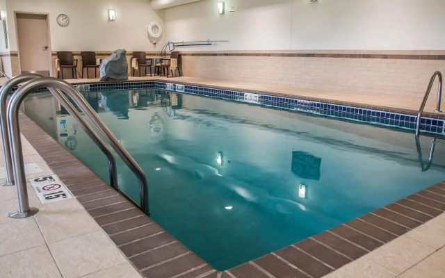 Sleep Inn & Suites Bismarck I-94