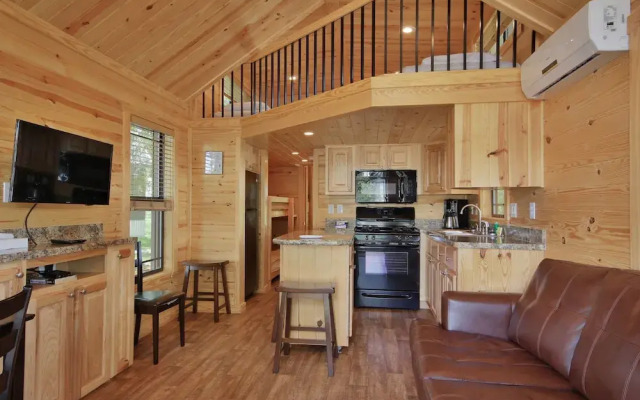 Yogi Bear's Jellystone Park Camp-Resort