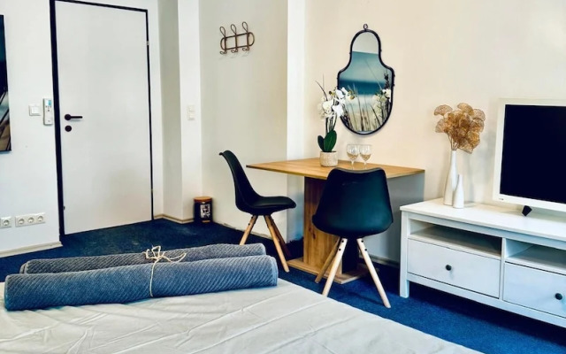 Spacious 7BR Apartment Prime Location