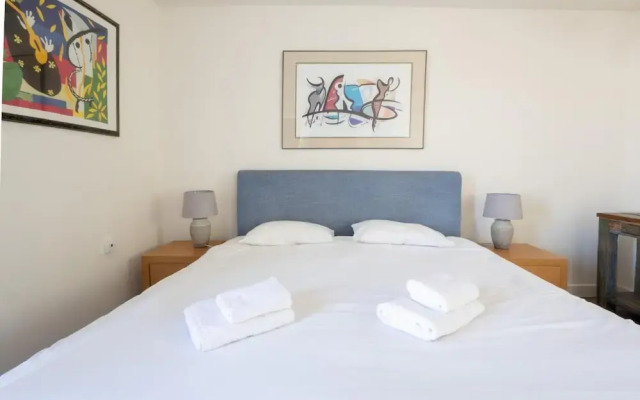 Downtown Cocoon With Roof Deck