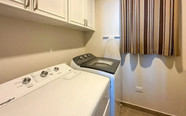 Beach Bliss Retreat 2BR Beachfront Condo