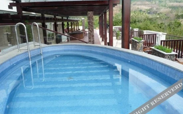 Qixianling Baoting Liyuan Hot Spring Hotel