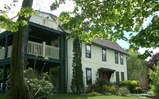 Captain Grant's Bed and Breakfast