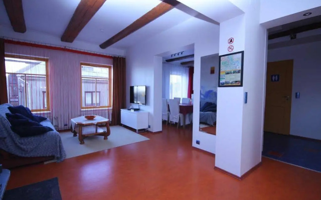 Sunnyhouse Apartments
