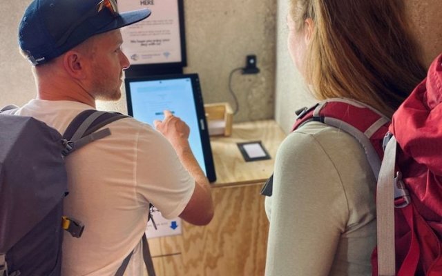 Peaky Riders Self Check-in Hotel
