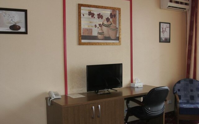 Tiso Hotel