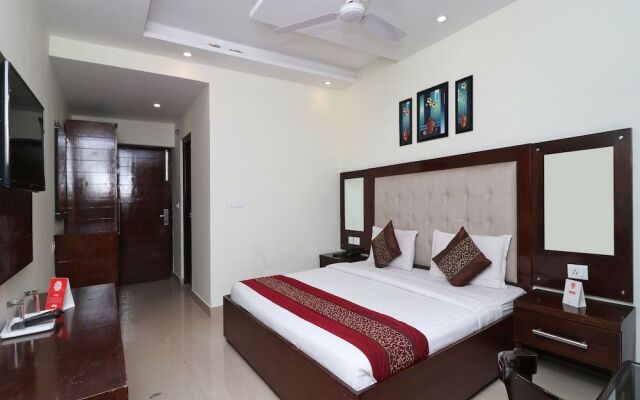 OYO 1617 Palm Retreat