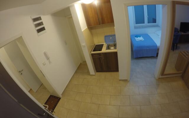 Belvedere Apartments with Seaview