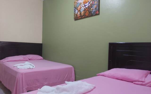 Mados Hotel Tamarindo