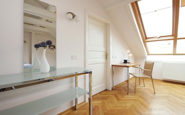 Residence Karlova