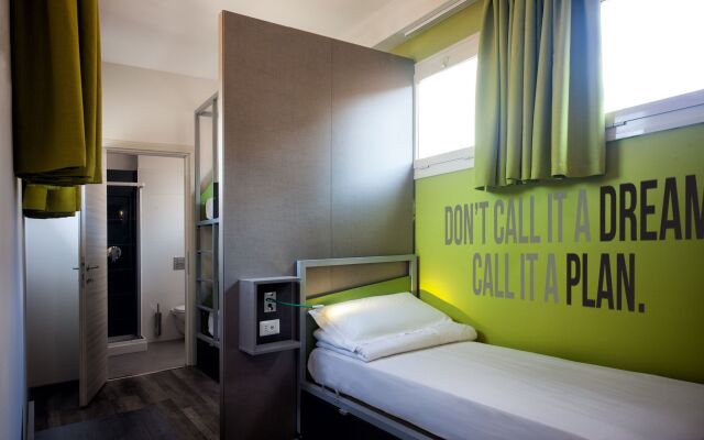 The RomeHello - Hostel