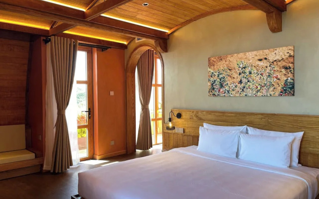 The Pink Boutique Hotel