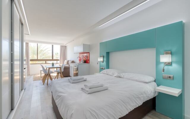 Apartamentos Aguila Beach