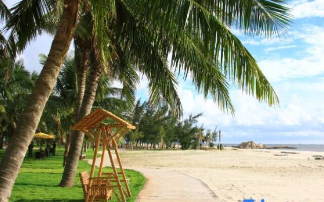 Romantic Coast Resort Maoming