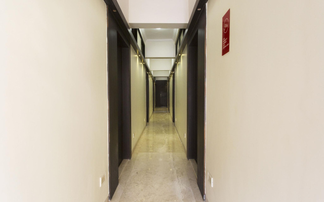 OYO 10388 Hotel Dean Villa