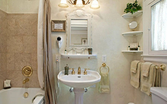 Abbington Green Bed & Breakfast Inn