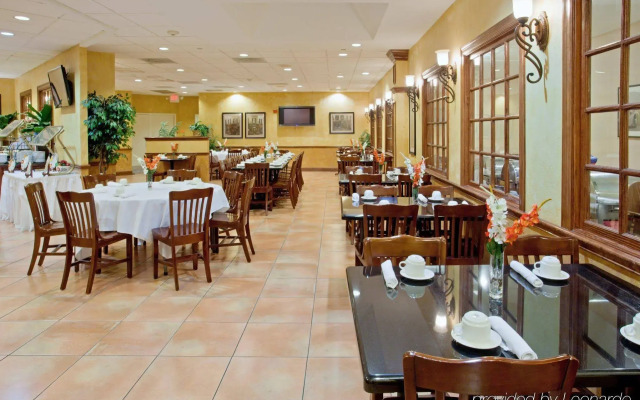 Wyndham Houston Hobby Airport