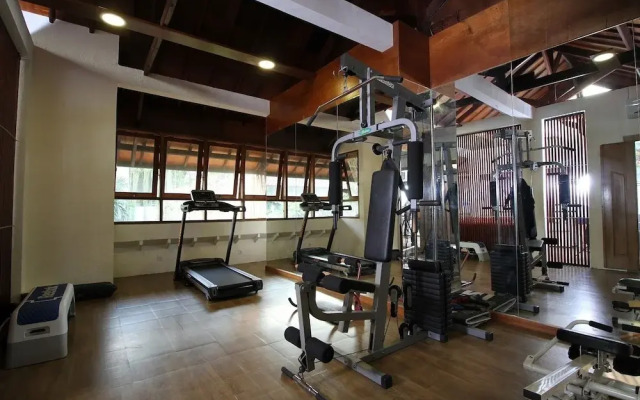 CoHaus 8 Studio & Kitchen