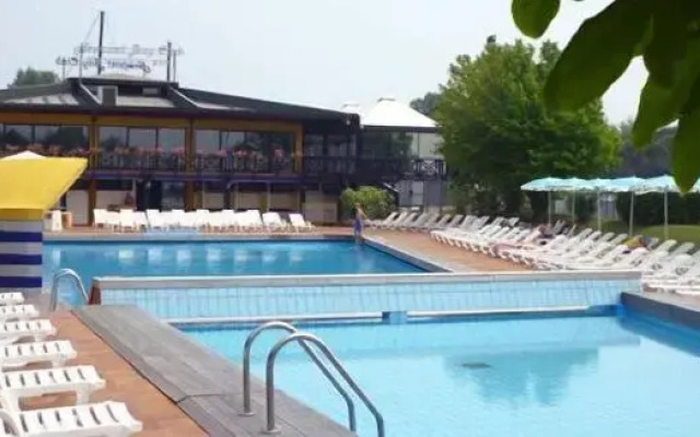 Hotel Marina Uno