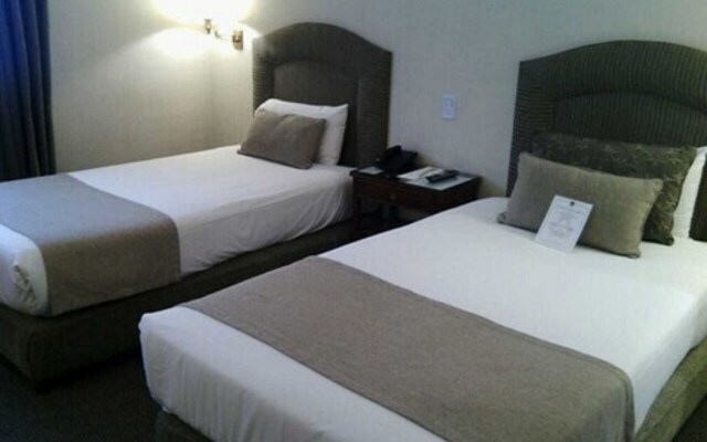 Lafayette Hotel