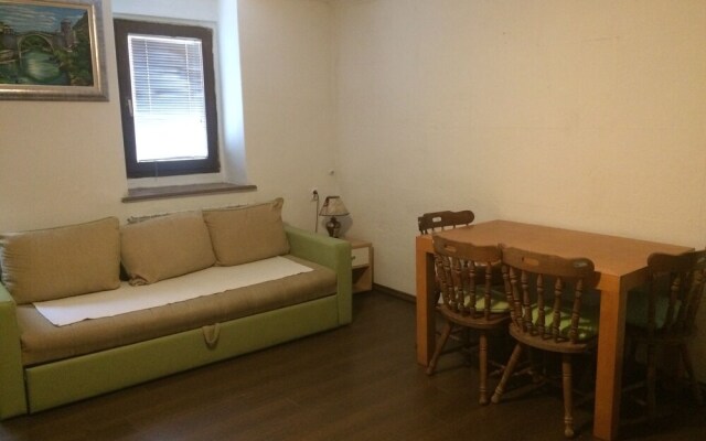 Haris Youth Hostel