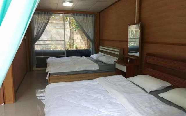 Hill Tribe Art House Lahu & Akha Homestay