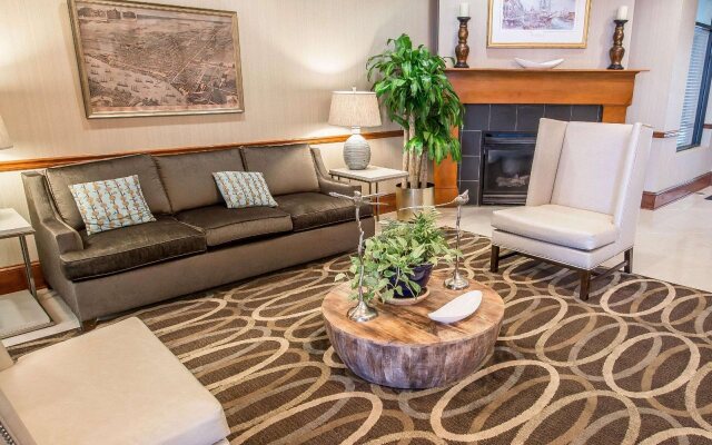 The Bluff Savannah Historic, Tapestry Collection by Hilton