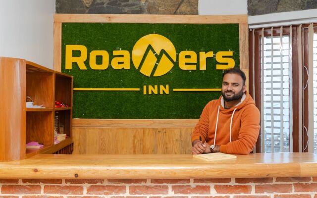 Roamers Inn - Hostel