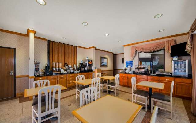 SureStay Hotel by Best Western Falfurrias