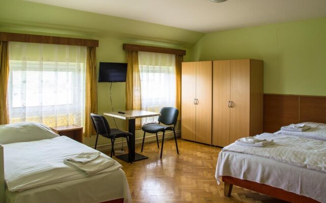 Hotel U Jezera