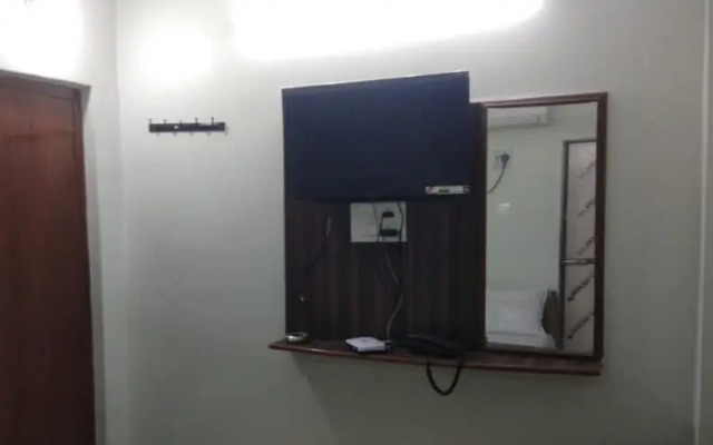 Hotel DMR Residency