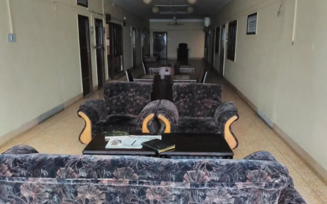 Hotel Ajaya