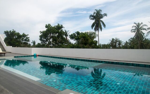 Tropical Sea View Residence