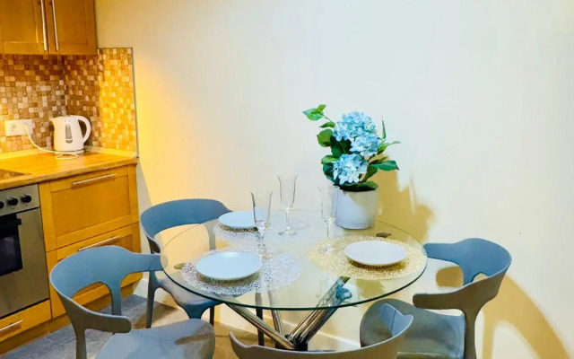 Apartment on 102 3rd Post Office Street