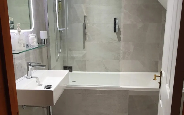 The Lawn Guest House