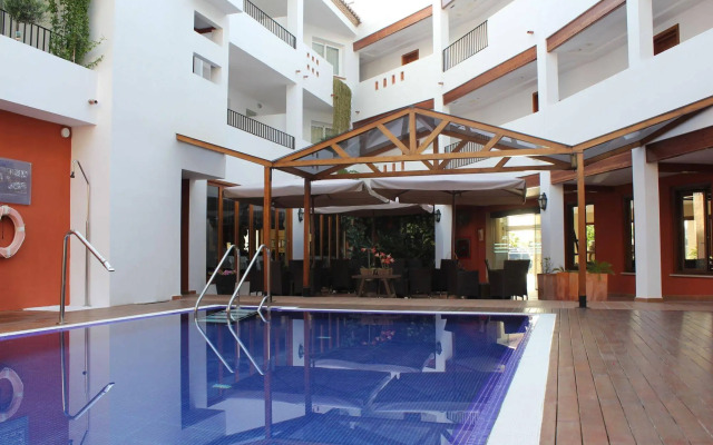 Hotel Puerto Mar