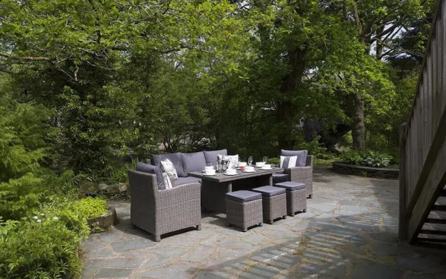 Rosewood by the River