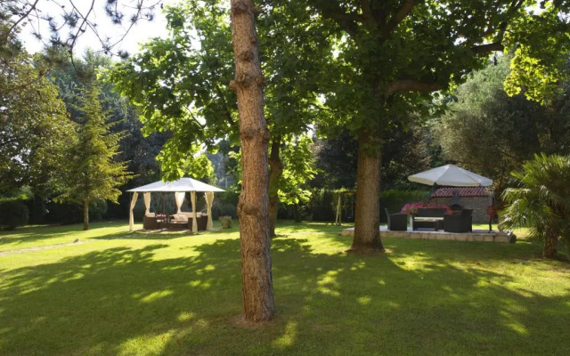 Viktoria Palace Hotel