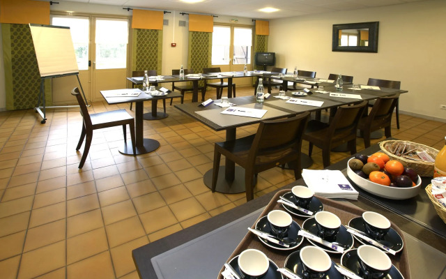 Kyriad Hotel Orléans Sud - Olivet La Source