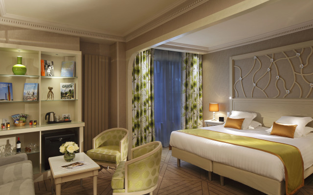 Hotel Rochester Champs Elysees
