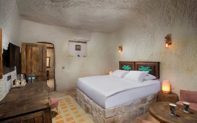 Elysium Cave Hotel & Spa