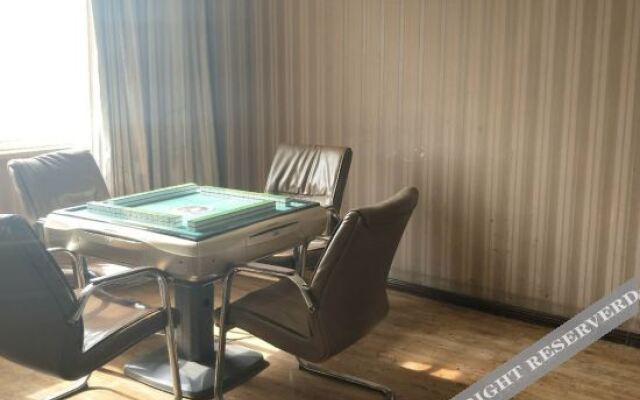 Zhengzhou Zhongmu Dongxing Hot Spring Hotel (Jiulong)