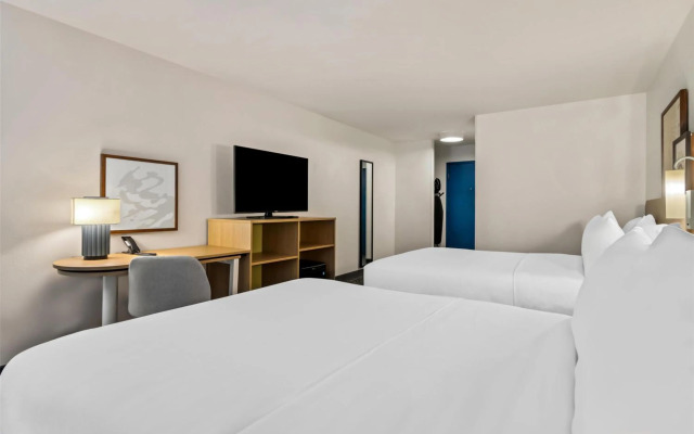 Best Western Inn & Suites Merrillville