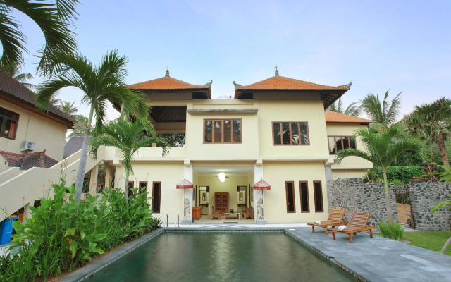 Villa Matanai 2