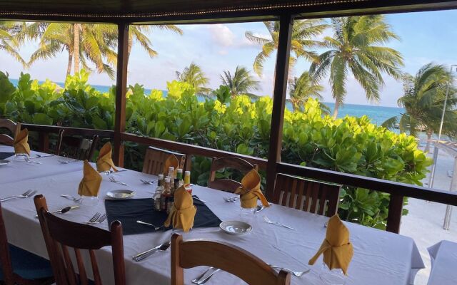 St. George's Caye Resort